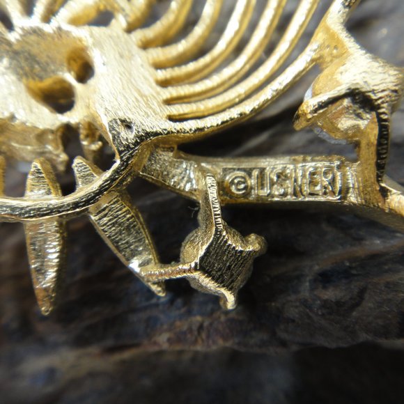 Vintage Lisner Set Brooch Pin Earrings Aurora Borealis AB Rhinestone Gold Tone - Picture 5 of 8